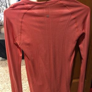 Lululemon long sleeve (peach/pink)